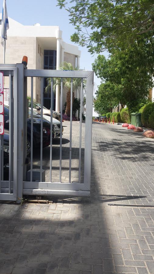 Royal Park Lakeview Apartment Eilat Exterior foto
